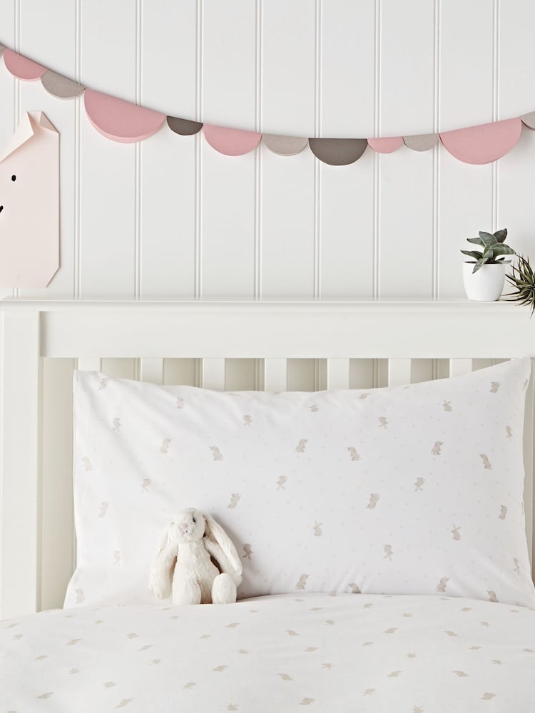 طقم سرير قطن 100% Easy Care Sleepy Bunny من The White Company - صورة 4 من 4