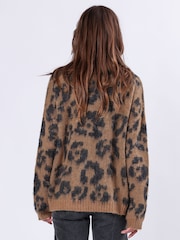 Religion Natural Natural Oversized Zip Up Maximum Cardigan in Leopard Print Jaquard Knit - Image 3 of 6