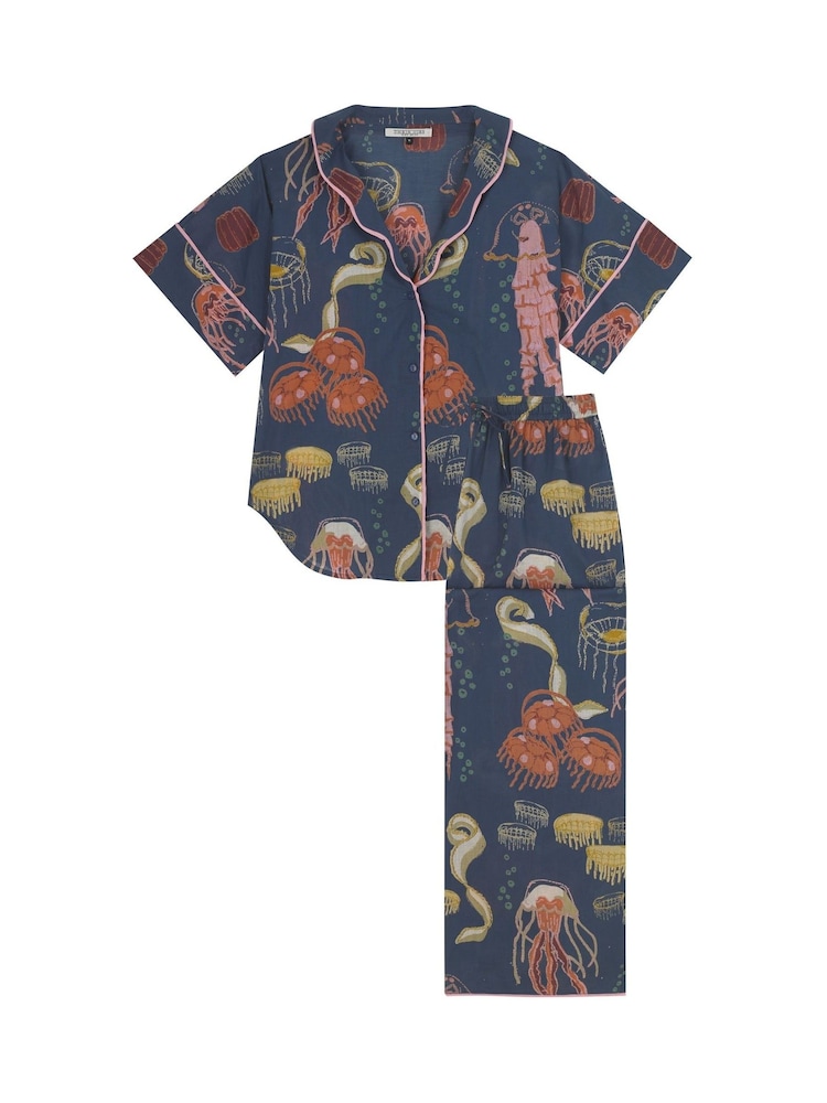 Their Nibs Ocean Dreaming übergroßes langes Pyjama-Set aus Baumwolle - Bild 5 von 5 Their Nibs Ocean Dreaming übergroßes langes Pyjama-Set aus Baumwolle - Bild 5 von 5