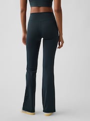 Vihreä - Gap GapFit Smooth High Waisted Bootleg Leggings - Kuva 2 / 5