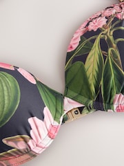 Kew Collection Navy Fleuri  - Haut de bikini rembourré à bretelles et halter à armatures - Image 10 de 11