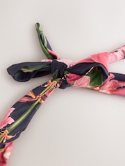 Kew Collection Navy Fleuri  - Haut de bikini rembourré à bretelles et halter à armatures - Image 11 de 11