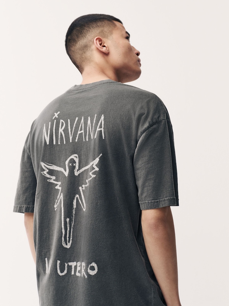 Gris anthracite Nirvana - Ajustement régulier - T-shirt imprimé graphique Band - Image 1 of 9