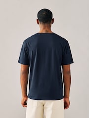 Bleu marine/bleu/rose/vert - Ajustement régulier - T-shirt en coton 100% 4 Paquet - Image 6 of 14