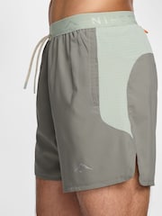Nike Trail Dri-FIT 6 inch Brief Lined Running Shorts - Imagen 3 de 4