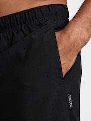 Nike Black Dri-FIT Breathe 7 inch Challenger 2 in 1 Running Shorts - Image 4 of 5