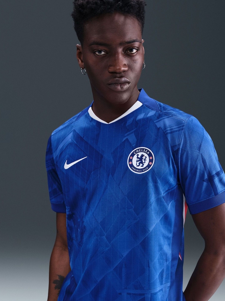 Nike Blue Chelsea FC 2025/2026 Stadium Home Football Shirt - Image 1 of 8 Nike Blue Chelsea FC 2025/2026 Stadium Home Football Shirt - Image 1 of 8