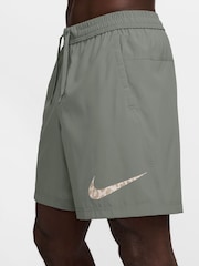 Nike Light Army Dri-FIT Form 7 inch Unlined Training Shorts - Image 3 of 4
