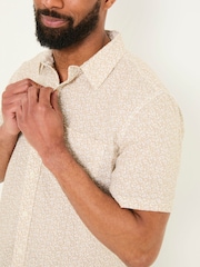 FatFace Short Sleeve Linen Leaf Print 100% Linen Shirt - صورة 4 من 6