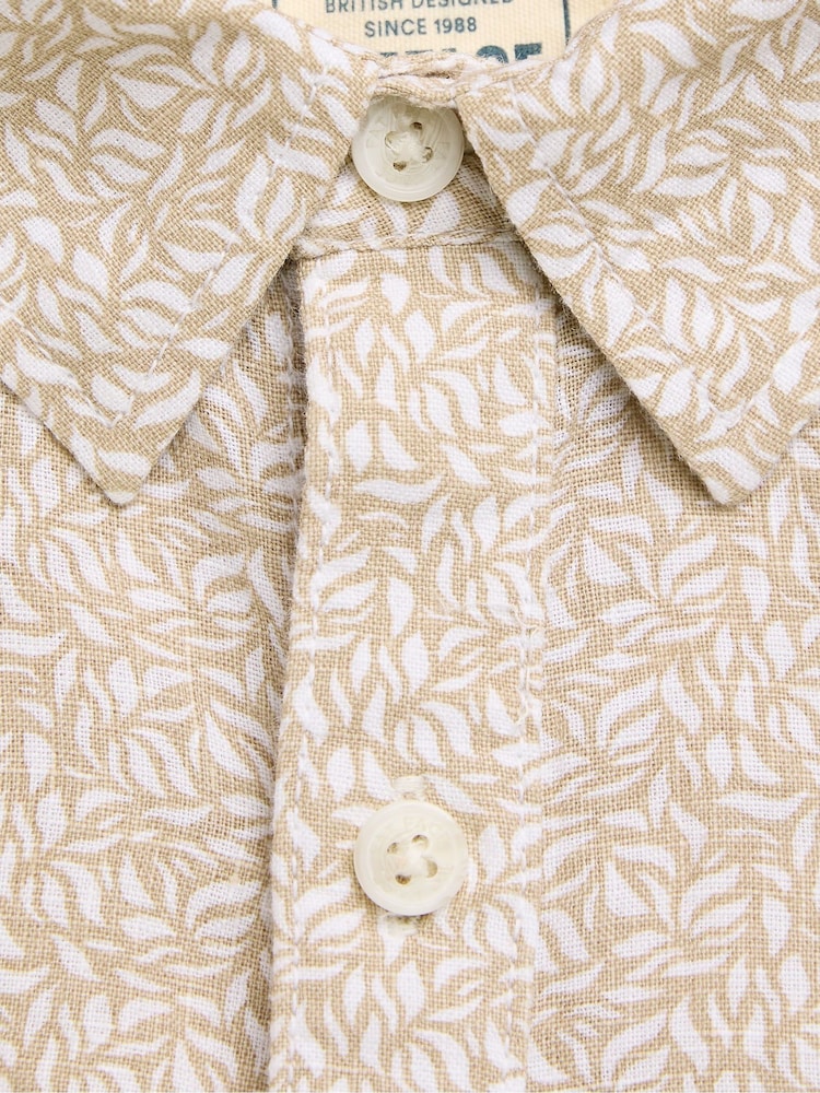 FatFace Short Sleeve Linen Leaf Print 100% Linen Shirt - صورة 6 من 6