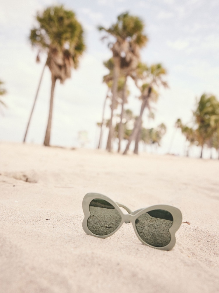 Green Kids Novelty Butterfly Sunglasses - Image 2 of 6