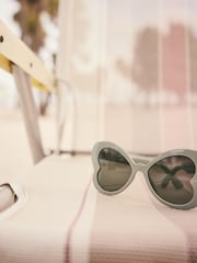 Green Kids Novelty Butterfly Sunglasses - Image 3 of 6