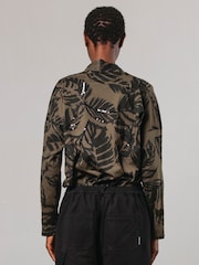 Religion Green Batwing Sleeve V-Neck Blouse With Leaf Motif and Beaded Embroidery - Image 3 of 6