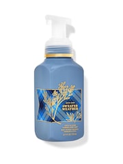 Bath & Body Works White Barn Christmas Gentle and Clean Foaming Hand Soap 8.75 fl oz / 259 ml - Image 1 of 1