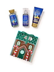 Bath & Body Works Frosted Coconut Snowball Mini Gift Box Set (Worth £30) - Image 1 of 2