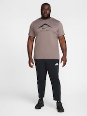 Nike Brown Dri-FIT Trail Running T-Shirt - Image 4 of 8
