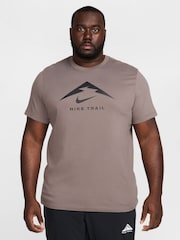 Nike Brown Dri-FIT Trail Running T-Shirt - Image 5 of 8