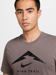 Nike Brown Dri-FIT Trail Running T-Shirt - Image 7 of 8