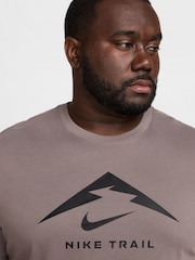 Nike Brown Dri-FIT Trail Running T-Shirt - Image 8 of 8