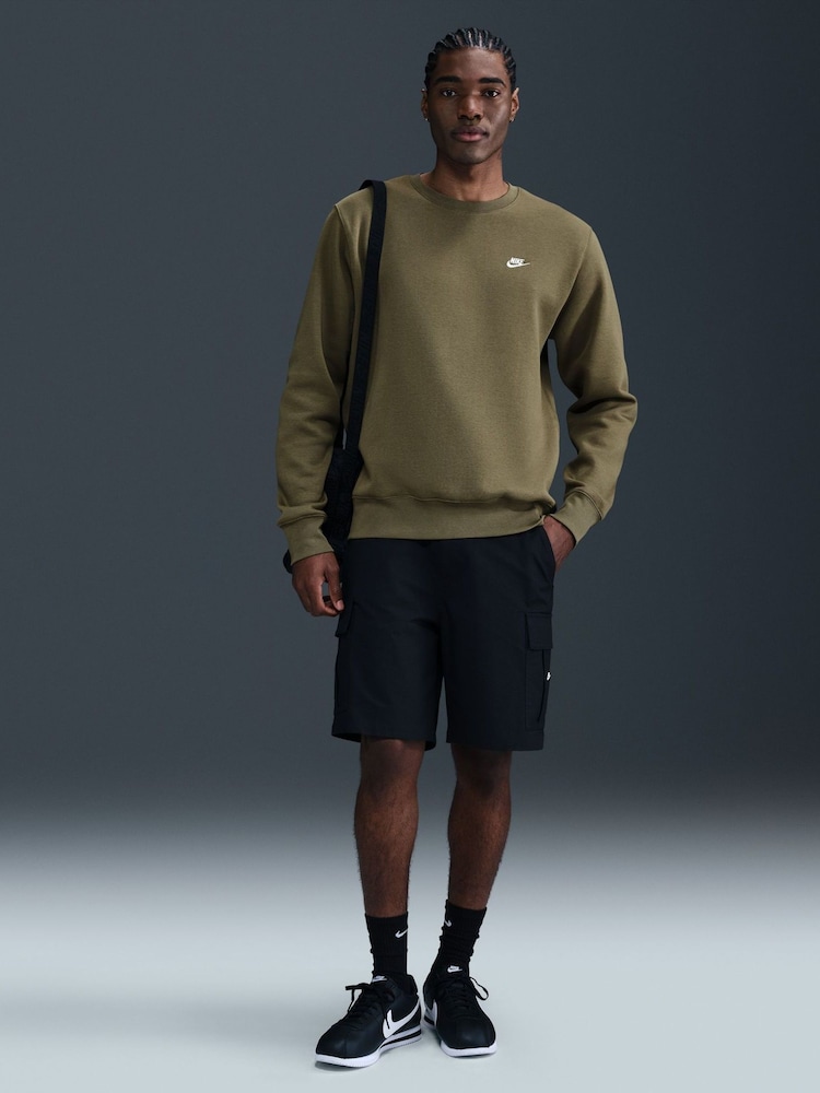 Medium Olive Green - Sudadera de cuello redondo Club de Nike - Imagen 1 de 5