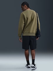 Medium Olive Green - Sudadera de cuello redondo Club de Nike - Imagen 3 de 5