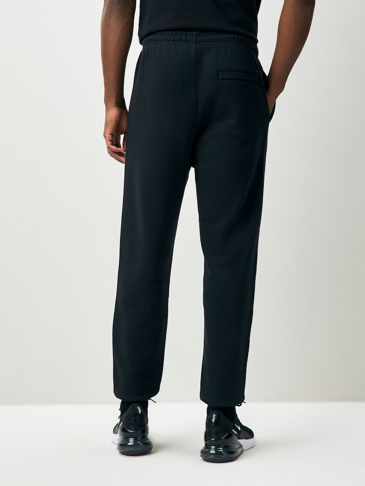 Nike Black Club Fleece Joggers - Image 2 of 4 Nike Black Club Fleece Joggers - Image 2 of 4