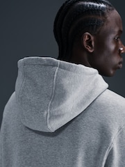 Hellgrau meliert - Nike Club Kapuzensweatshirt - Bild 7 von 10