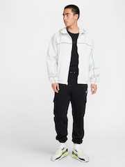 Nike Black Club Fleece Cargo Joggers - Image 3 of 7