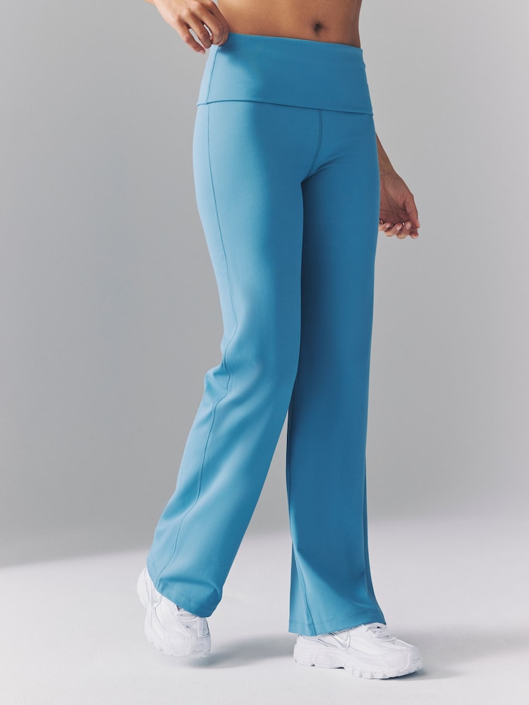 Smokey Blue - Nike One – Ausgestellte Leggings mit hoher Taille und Umschlag - Bild 1 von 6