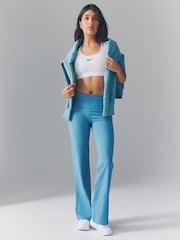 Smokey Blue - Nike One – Ausgestellte Leggings mit hoher Taille und Umschlag - Bild 3 von 6
