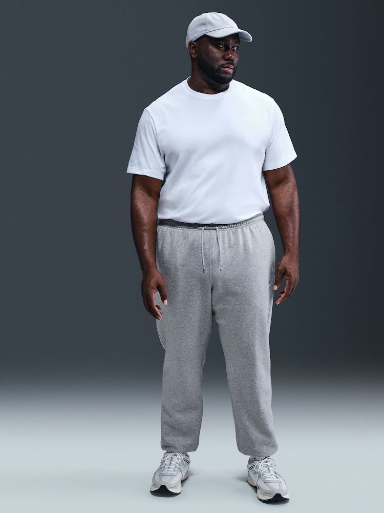Dunkelgrau meliert - Nike Club Fleece Jogginghose mit Bündchen - Bild 10 von 10