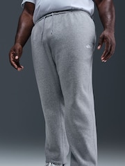 Dunkelgrau meliert - Nike Club Fleece Jogginghose mit Bündchen - Bild 5 von 10
