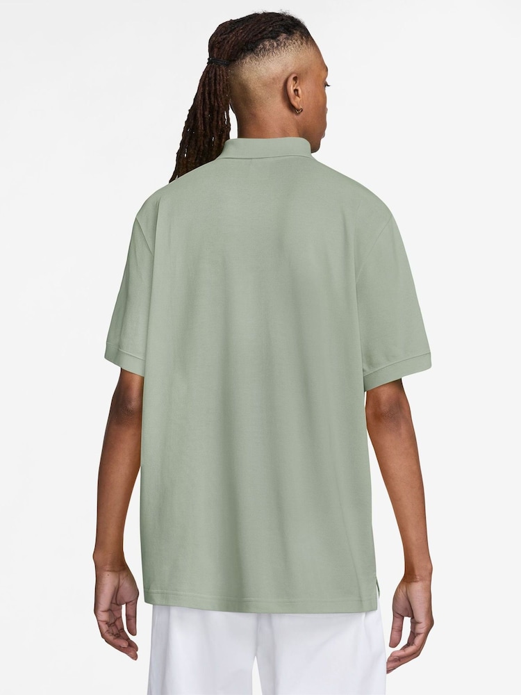 Nike Jade Green Club Short Sleeve Polo Shirt - Image 2 of 3 Nike Jade Green Club Short Sleeve Polo Shirt - Image 2 of 3