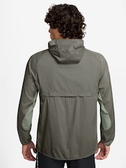 Nike Light Army Trail Aireez Running Jacket - Image 2 of 3