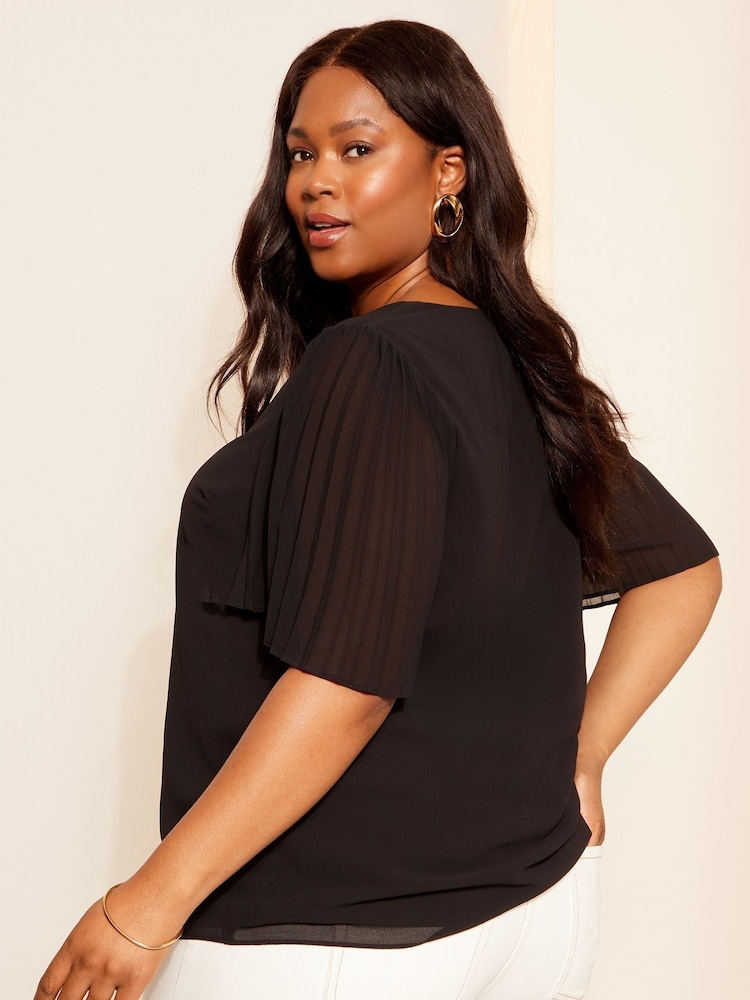 Friends Like These Black Curve Short Sleeve Pleated Top - Image 4 of 4 Friends Like These Black Curve Short Sleeve Pleated Top - Image 4 of 4