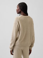 Gap Beige CashSoft Oversized V-Neck Jumper - Image 2 of 4
