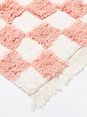 Oliver Bonas Pink Chequerboard Bath Mat - Image 2 of 4
