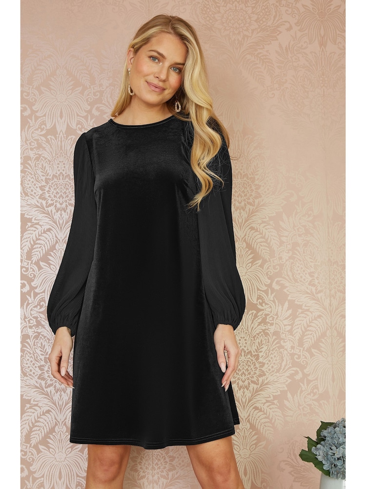 Yumi Black Tunic Dress with Pleated Balloon Sleeves And Tie Back - Image 6 of 9