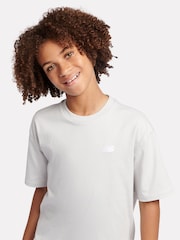 Светло-серый - Футболка New Balance Kids Jersey с маленьким логотипом, 100% хлопок - Image 4 of 8