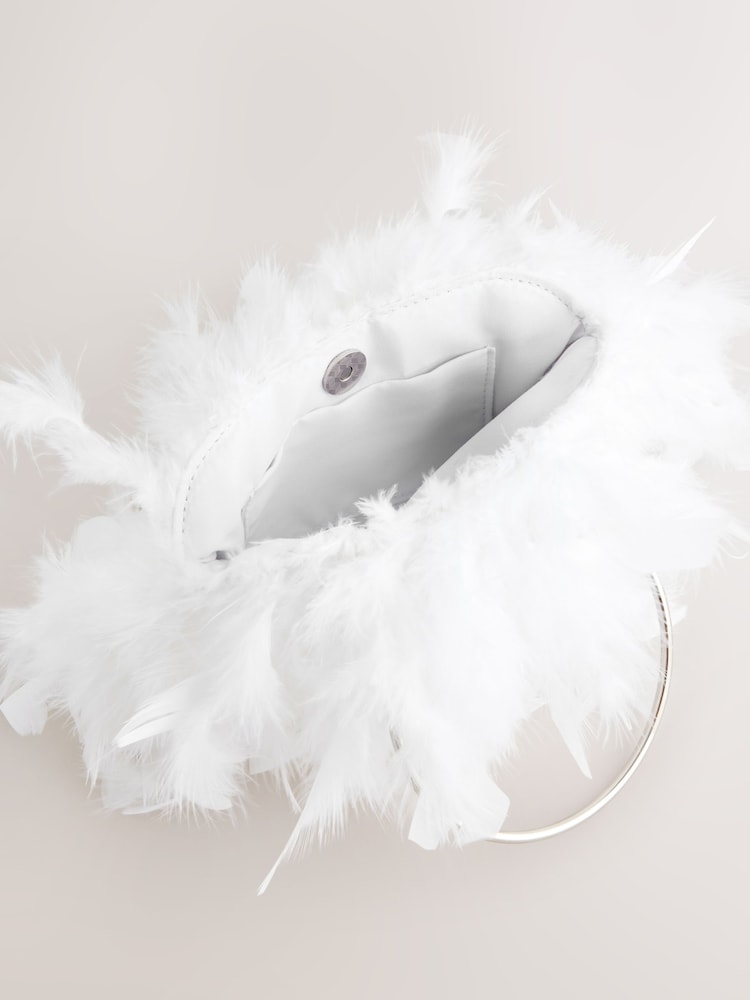 White Feather Ring Handle Bag - Image 8 of 8