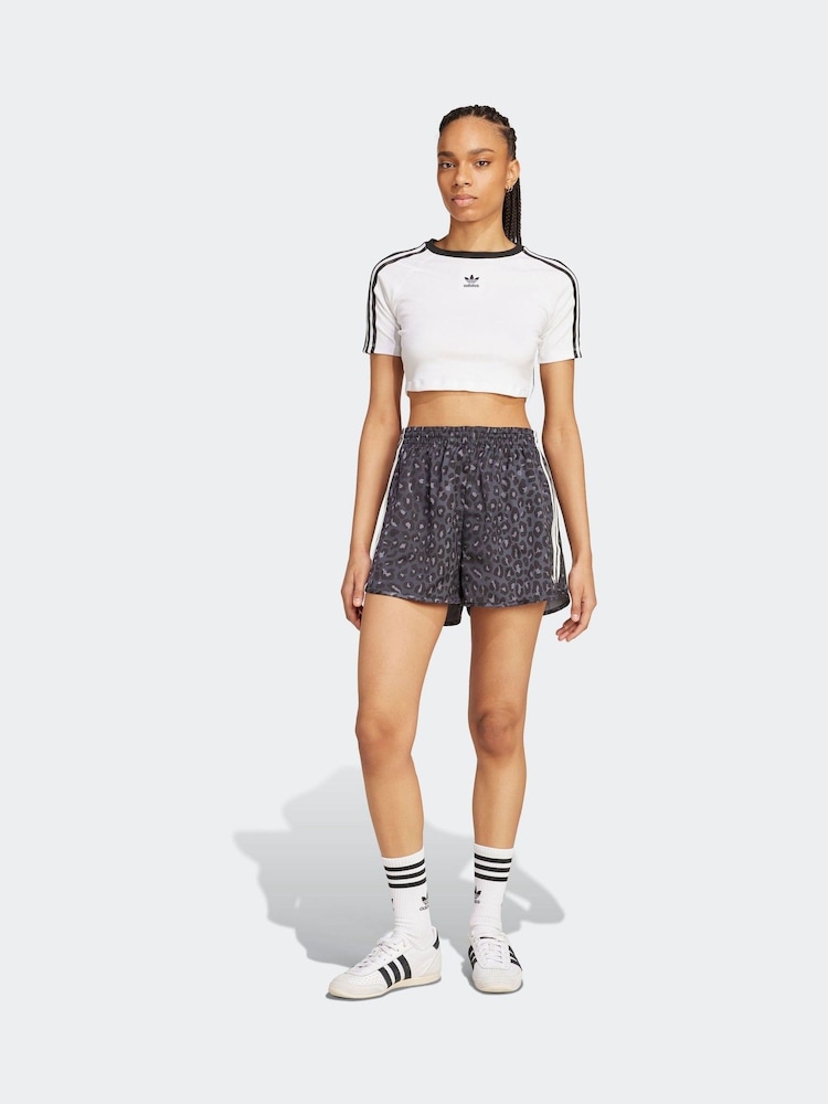 Satynowe szorty adidas Originals z nadrukiem z motywem zwierzęcym - Image 3 of 6
