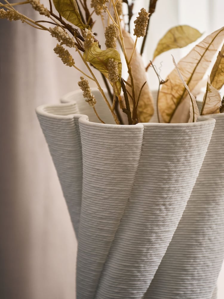 White N. Premium Ceramic Textured Swirl Vase - Image 2 of 4 White N. Premium Ceramic Textured Swirl Vase - Image 2 of 4