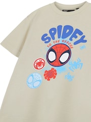 كريم - تيشيرت بترخيص من Spidey And His Amazing Friends للأولاد مصنوع من خامة %100 قطن من Shipping Harbour - صورة 5 من 6