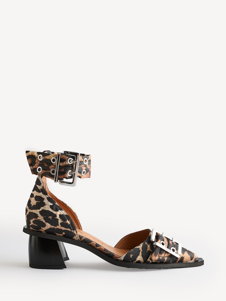 Ganni Brown Feminine Buckle Open Cut Satin Print Pumps - Image 1 of 5