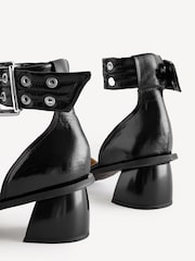 Ganni Black Feminine Buckle Open Cut Naplack Pumps - Image 5 of 5