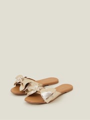 Accessorize Metallic Bow Slide Sandals - Imagem 1 de 4