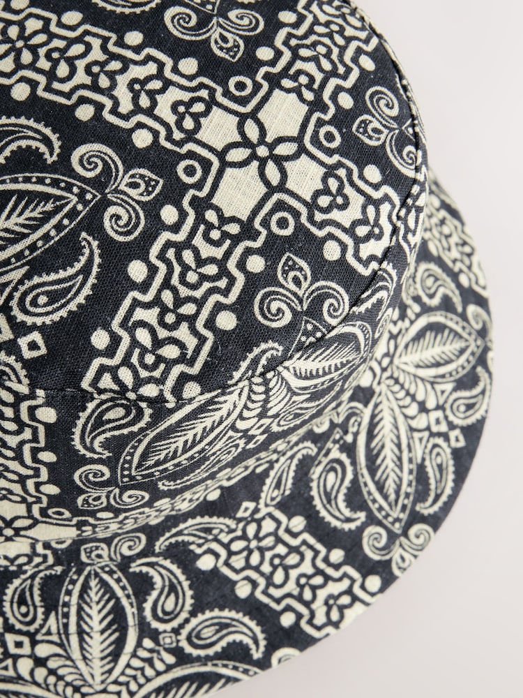 Azul marino - Gorro de pescador con estampado de mosaicos reversible - Imagen 2 de 3
