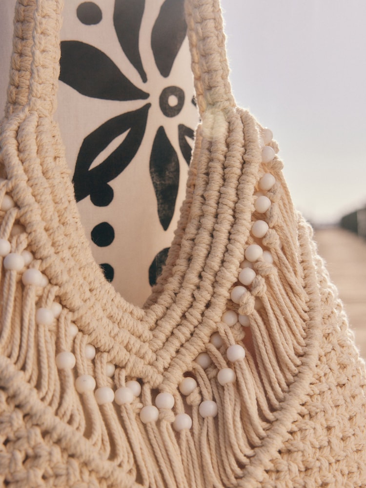 White Cotton Macrame Beaded Shoulder Bag - Image 4 of 9