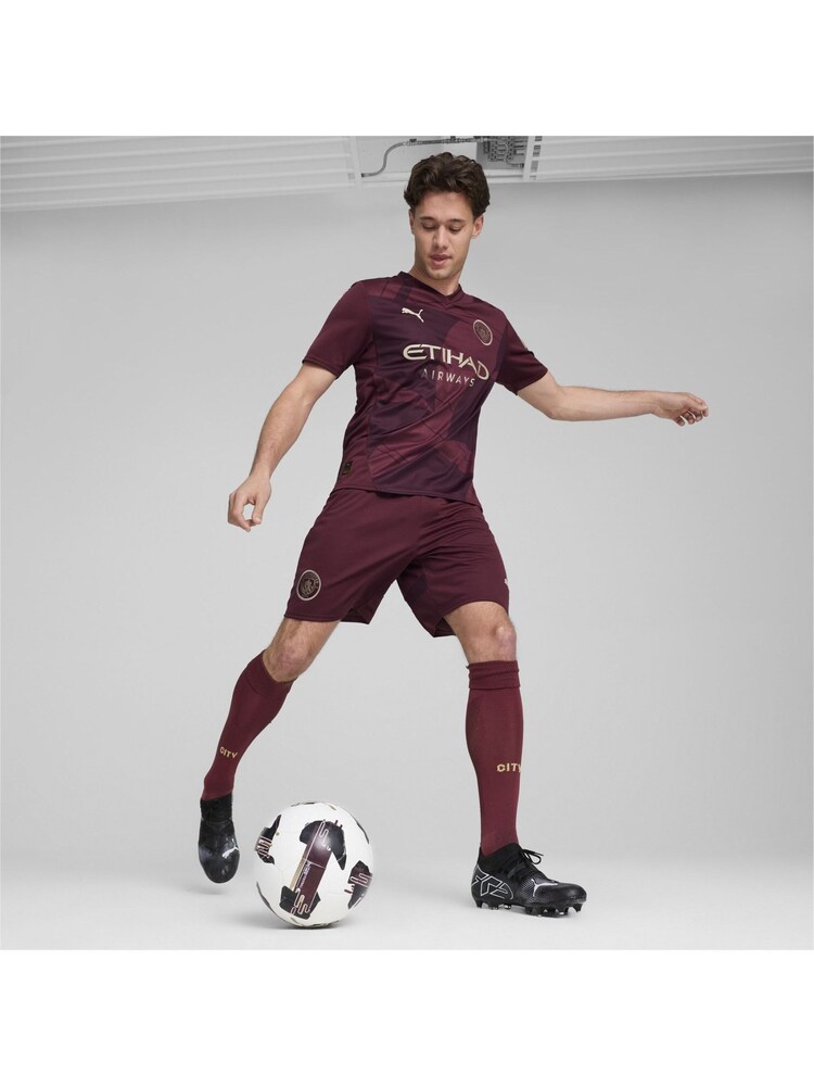 Puma Red Manchester City Away Shorts 2024-25 - Image 4 of 9