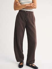 Abercrombie & Fitch Brown Exposedd Seam Barrel Joggers - Image 1 of 5
